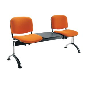 BANQUETA ISOSCELES TAPIZADA CON REVISTERO